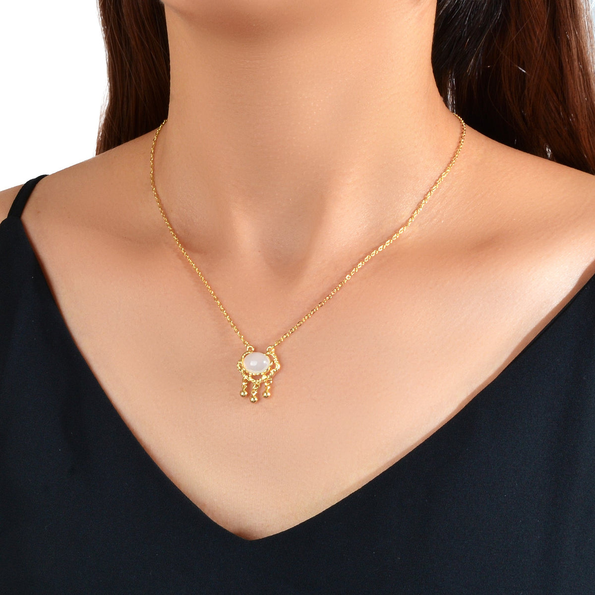 Collar Dorado con Ópalo y Colgante de Candado Texturizado – Regalo para Mejor Amiga